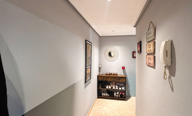 Herverkoop - Appartement / flat - Torrevieja - torrevieja