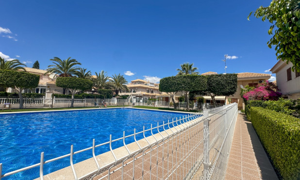Resale - Townhouse - Orihuela Costa - Playa Flamenca