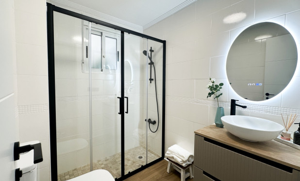 Resale - Apartment / flat - Orihuela Costa - Playa Flamenca