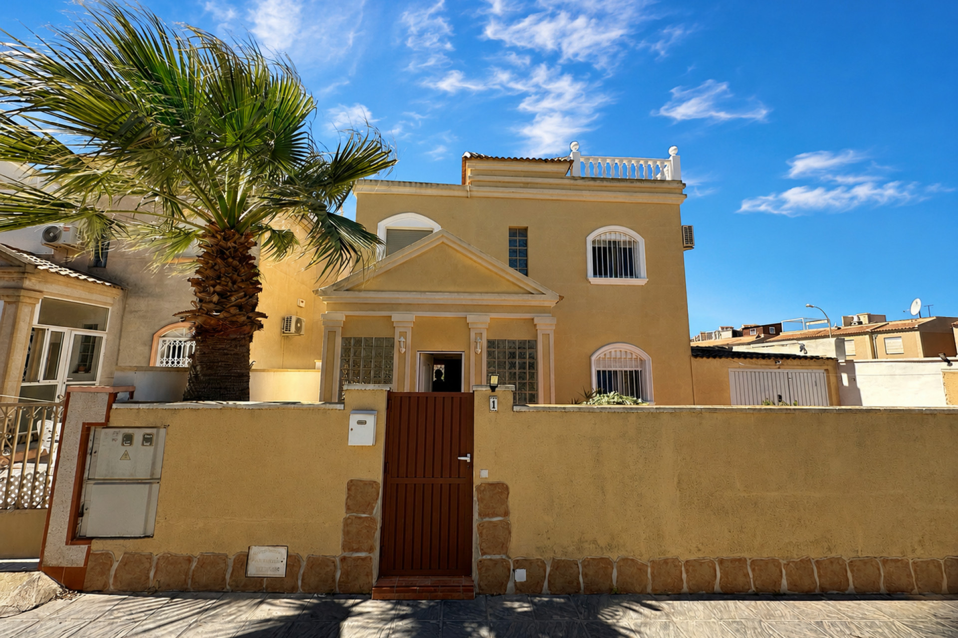 Resale - Villa - Torrevieja - Nueva Torrevieja - Aguas Nuevas