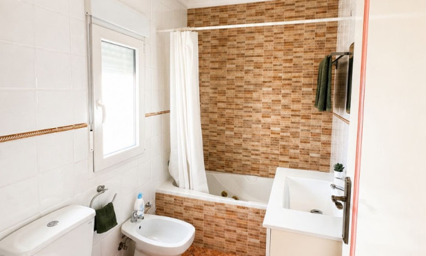 Resale - Villa - Torrevieja - Nueva Torrevieja - Aguas Nuevas