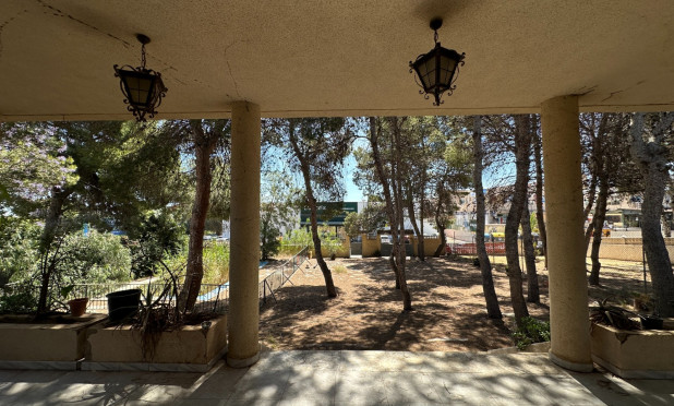 Revente - Villa - Torrevieja - Los Balcones
