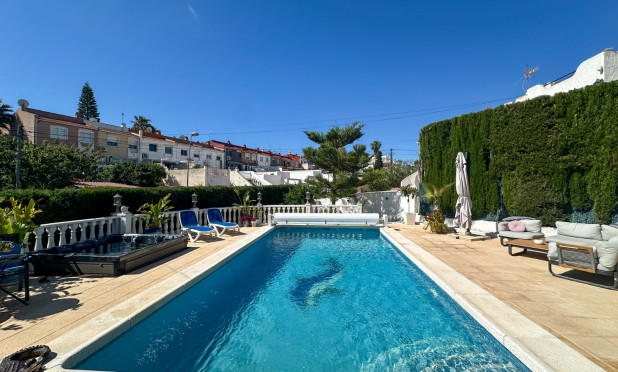 Resale - Townhouse - Torrevieja - Los Balcones