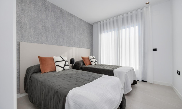 Obra nueva - Villa - Torrevieja - Parque Acuático - Sector 25