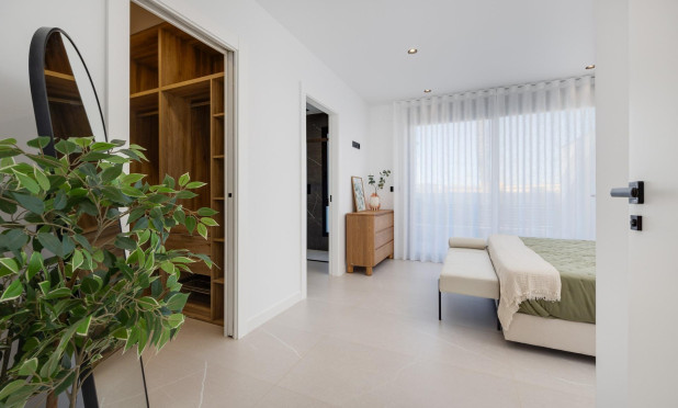Obra nueva - Villa - Torrevieja - Parque Acuático - Sector 25
