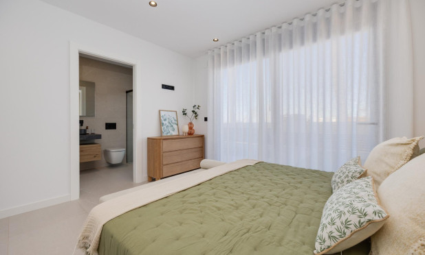 Obra nueva - Villa - Torrevieja - Parque Acuático - Sector 25