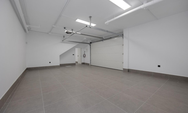 Obra nueva - Villa - Torrevieja - Parque Acuático - Sector 25
