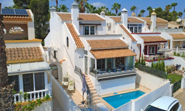 Resale - Villa - Orihuela Costa - Villamartín