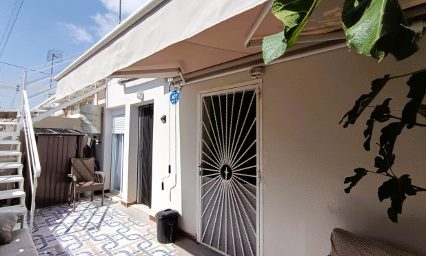 Resale - Townhouse - Torrevieja - La Siesta - El Salado -  Torreta