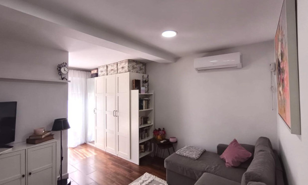 Resale - Townhouse - Torrevieja - La Siesta - El Salado -  Torreta