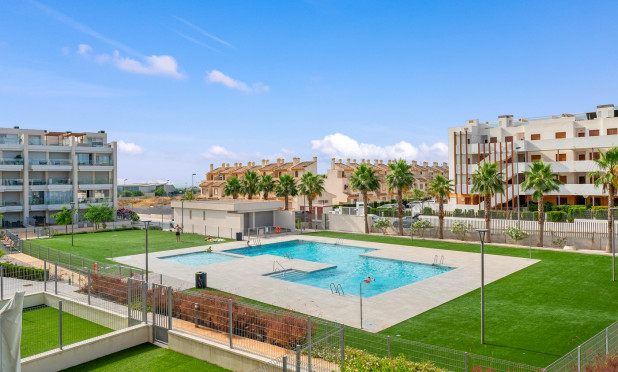 Resale - Apartment / flat - Orihuela Costa - Los Dolses