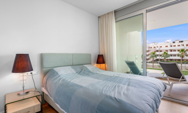 Resale - Apartment / flat - Orihuela Costa - Los Dolses