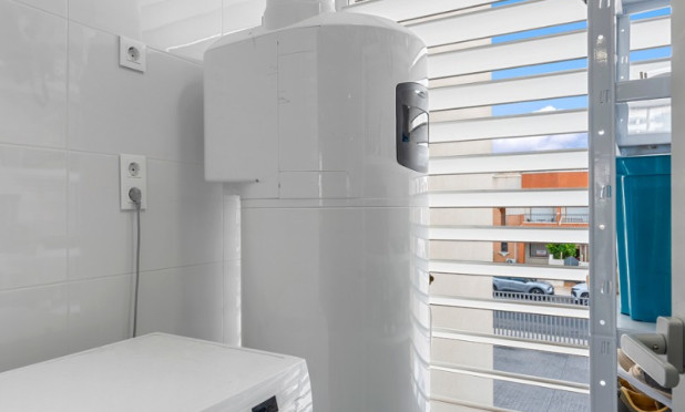 Resale - Apartment / flat - Orihuela Costa - Los Dolses