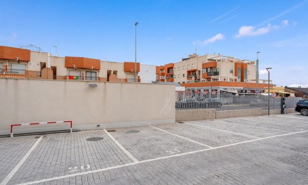 Resale - Apartment / flat - Orihuela Costa - Los Dolses