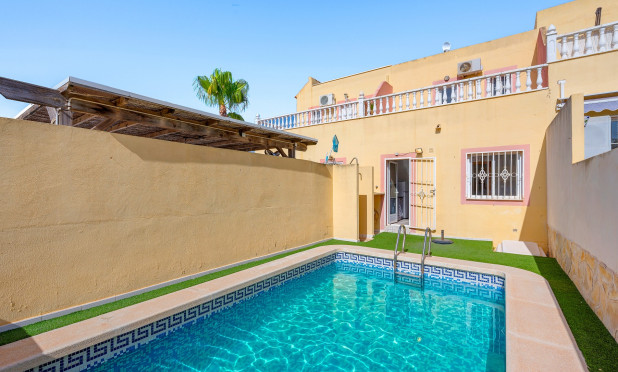 Resale - Finca / Country Property - Orihuela Costa - Las Filipinas