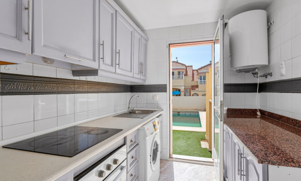 Resale - Finca / Country Property - Orihuela Costa - Las Filipinas