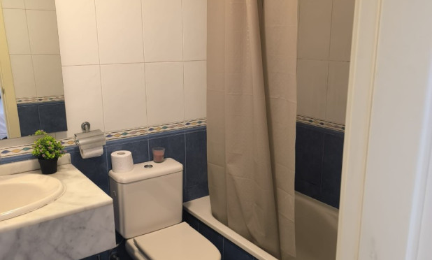 Resale - Apartment / flat - Finestrat - Cala de Finestrat