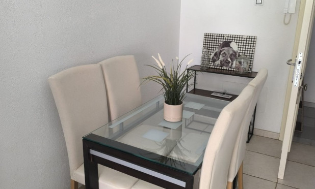 Resale - Apartment / flat - Finestrat - Cala de Finestrat