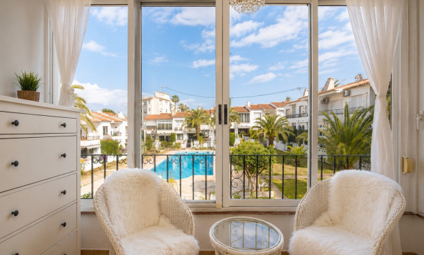 Resale - Townhouse - Albir