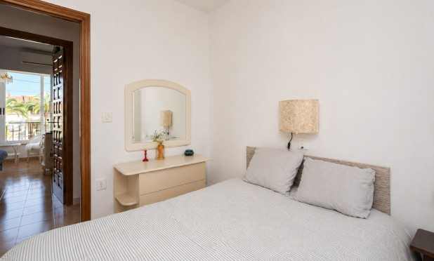 Resale - Townhouse - Albir