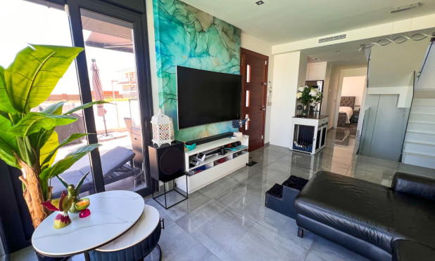 Resale - Villa - Torrevieja - Los Balcones
