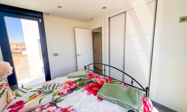 Resale - Villa - Torrevieja - Los Balcones
