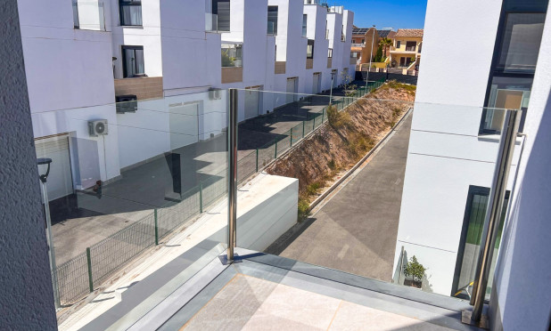 Resale - Villa - Torrevieja - Los Balcones
