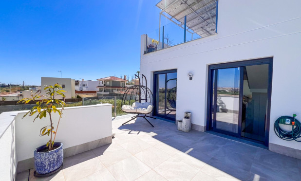 Resale - Villa - Torrevieja - Los Balcones