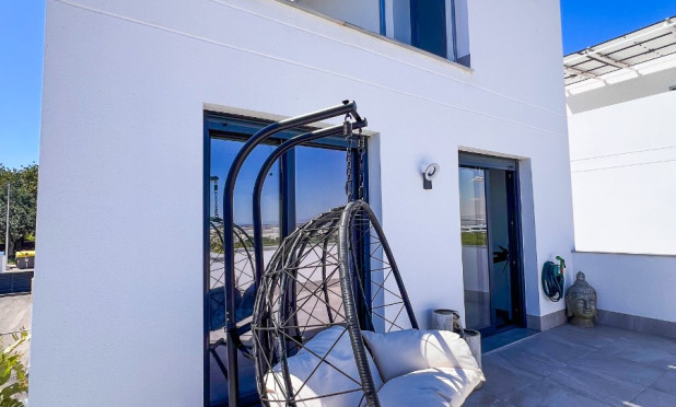 Resale - Villa - Torrevieja - Los Balcones