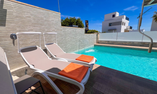 Revente - Villa - San Miguel de Salinas