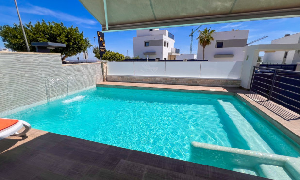 Revente - Villa - San Miguel de Salinas
