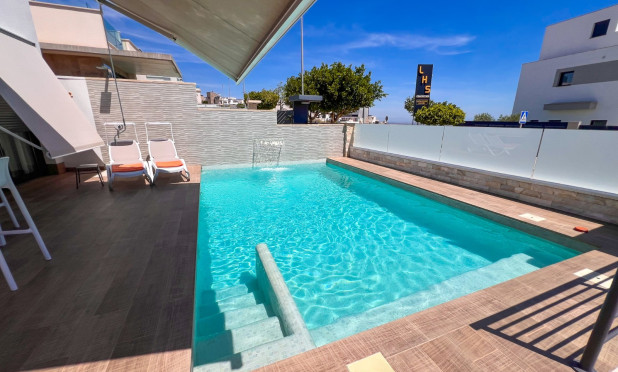 Revente - Villa - San Miguel de Salinas