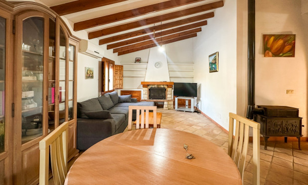 Odsprzedaż - Villa - Cabo Roig