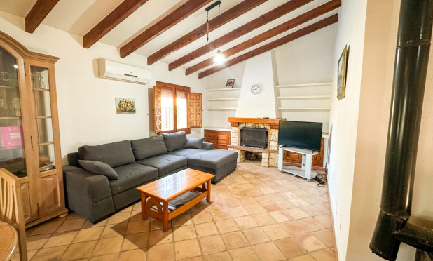 Odsprzedaż - Villa - Cabo Roig