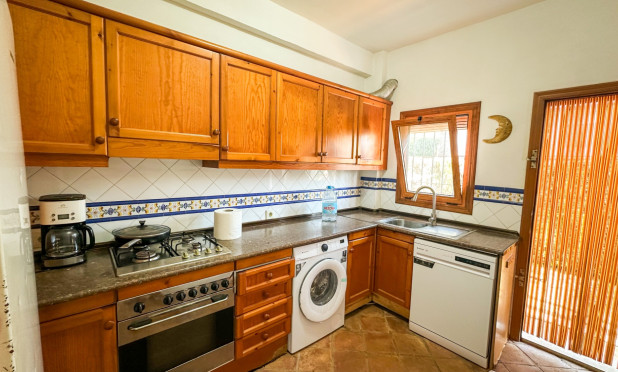 Odsprzedaż - Villa - Cabo Roig