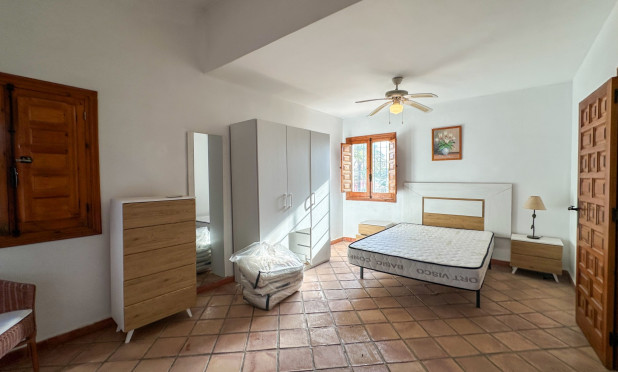 Odsprzedaż - Villa - Cabo Roig