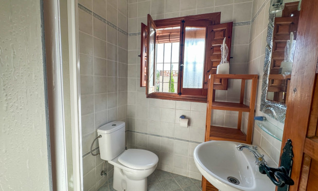 Odsprzedaż - Villa - Cabo Roig