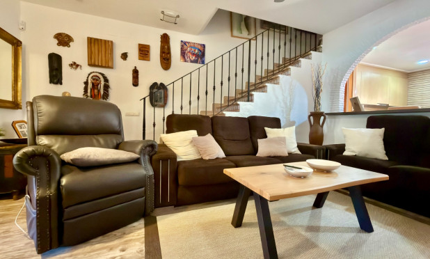 Herverkoop - Herenhuis - Torrevieja - Los Balcones