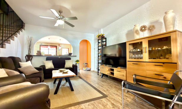 Herverkoop - Herenhuis - Torrevieja - Los Balcones
