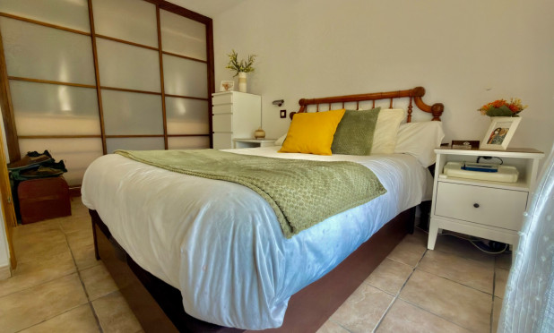 Herverkoop - Herenhuis - Torrevieja - Los Balcones