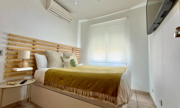 Herverkoop - Herenhuis - Torrevieja - Los Balcones