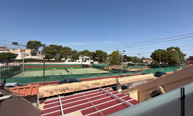 Herverkoop - Herenhuis - Torrevieja - Los Balcones