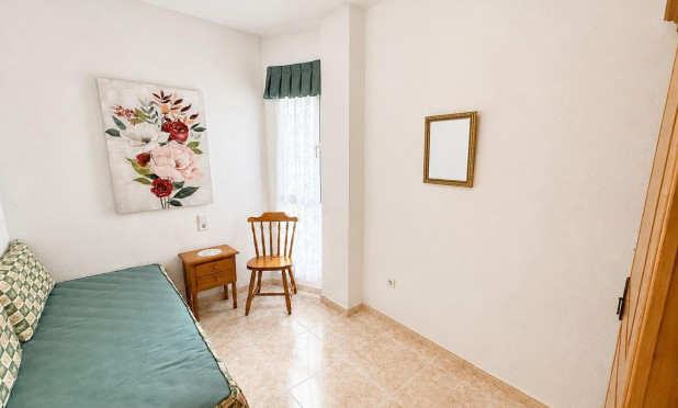 Wiederverkauf - Wohnung - Torrevieja - Playa del Cura