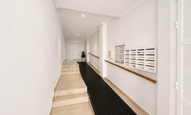 Wiederverkauf - Wohnung - Torrevieja - Playa del Cura
