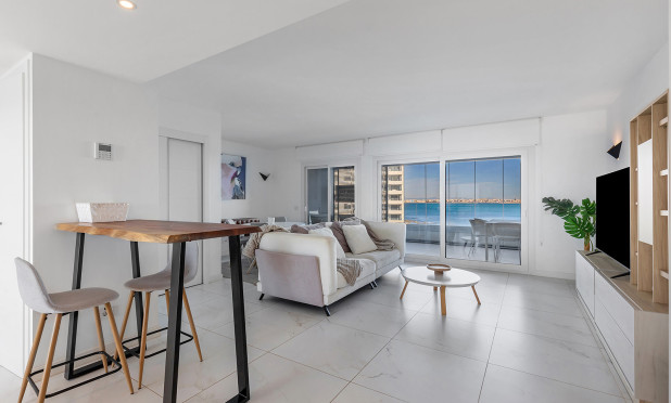 Wiederverkauf - Wohnung - Torrevieja - Punta Prima