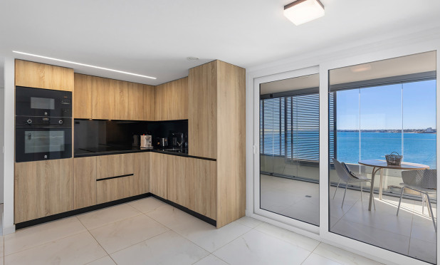 Wiederverkauf - Wohnung - Torrevieja - Punta Prima