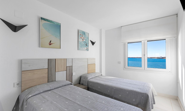Wiederverkauf - Wohnung - Torrevieja - Punta Prima