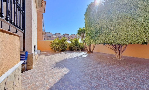 Wiederverkauf - Villa - Orihuela - Orihuela Costa