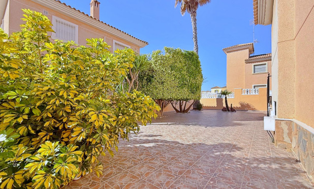 Wiederverkauf - Villa - Orihuela - Orihuela Costa