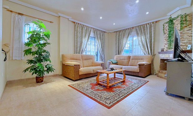 Wiederverkauf - Villa - Orihuela - Orihuela Costa